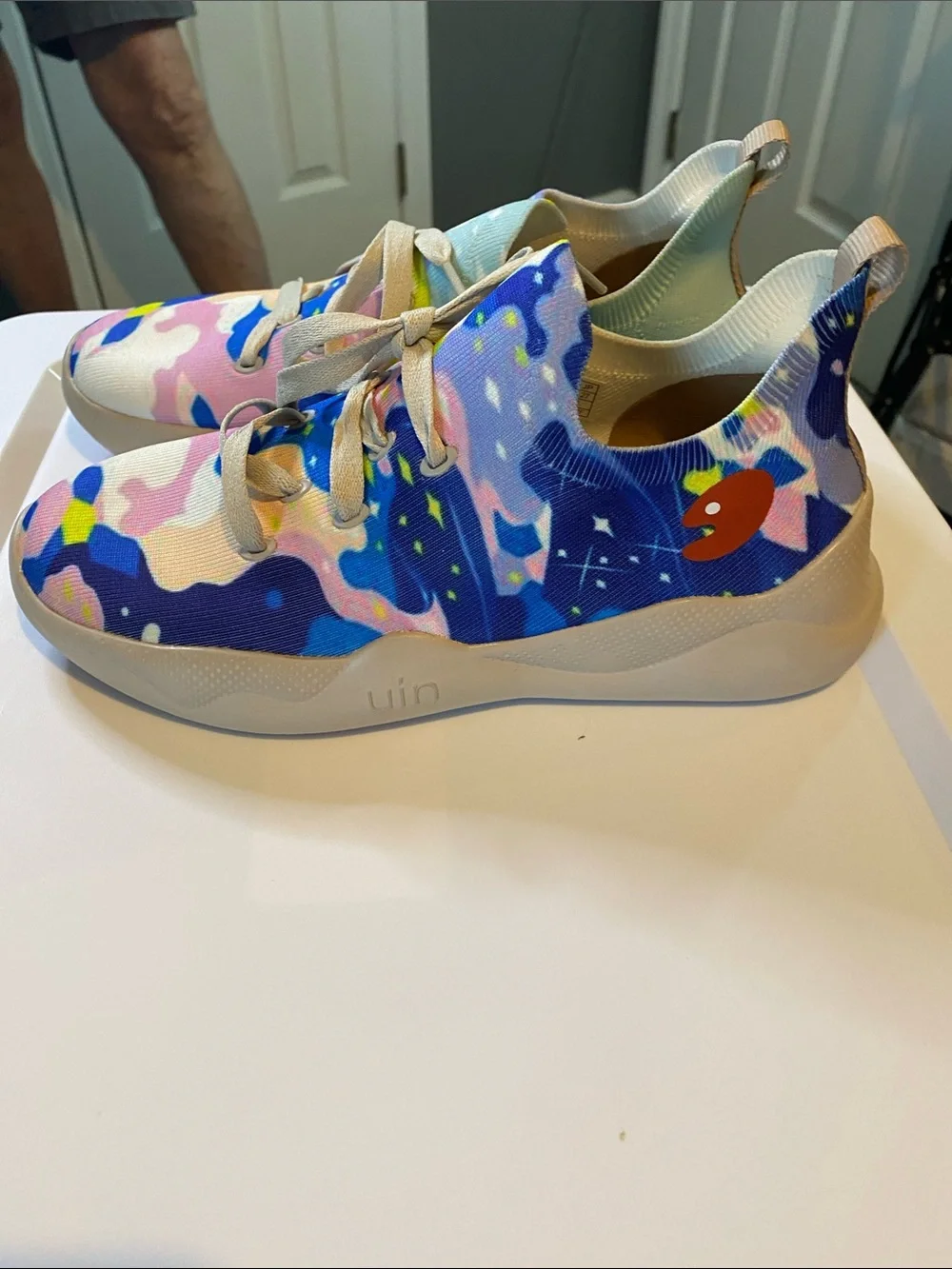 UIN Colorful Abstract Canvas Sneakers - Multicolor Walking Sneakers Size 10.